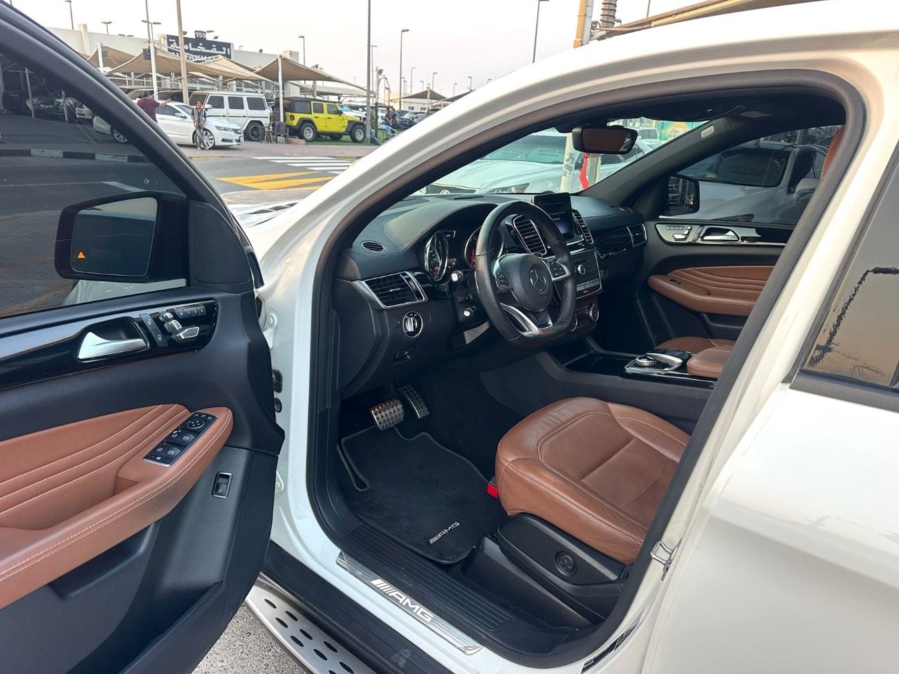 مرسيدس بنز GLE 43 AMG ستاندارد