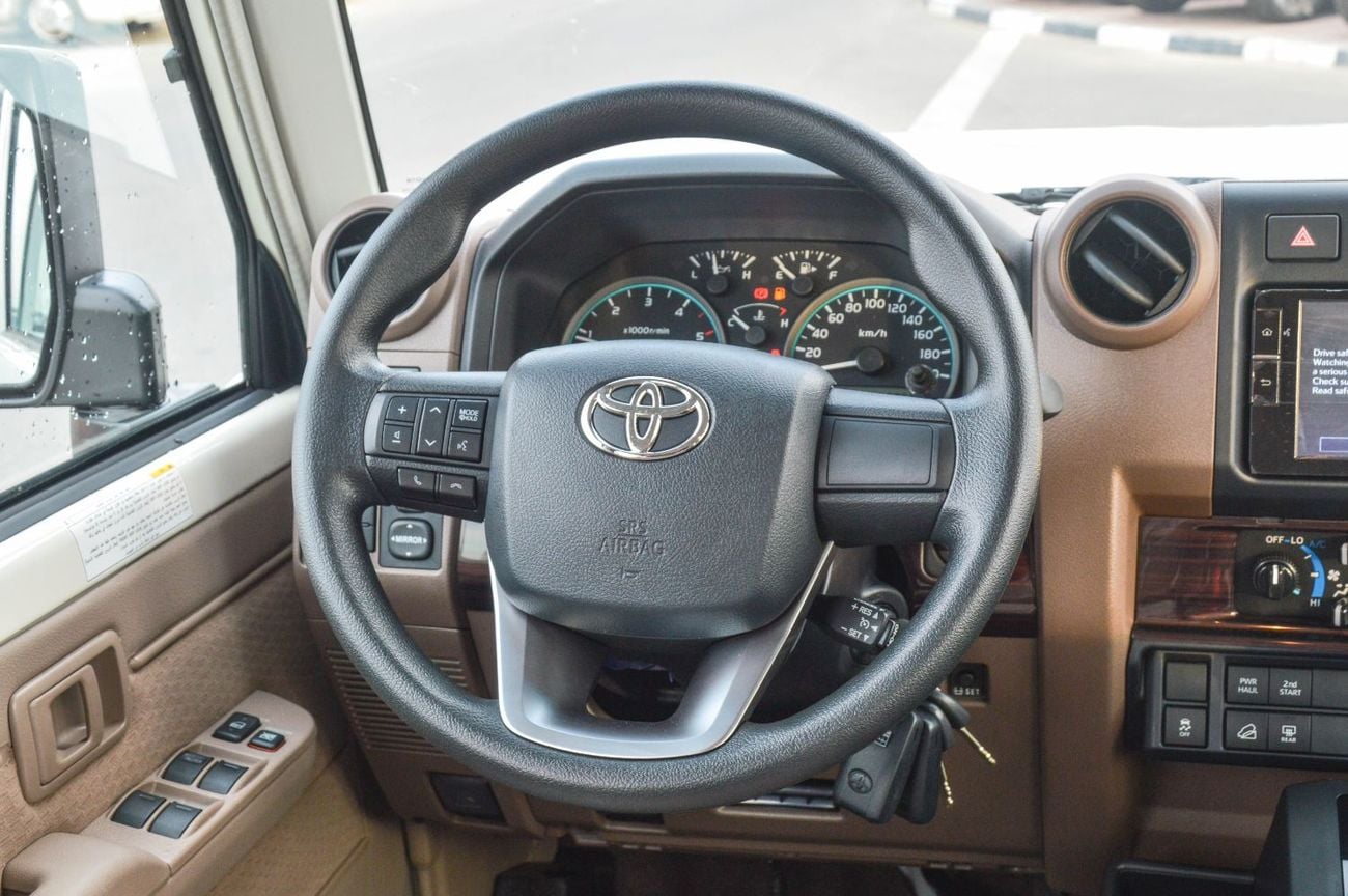 تويوتا لاند كروزر 70 LC76 LX 2.8L 4WD SUV 2026