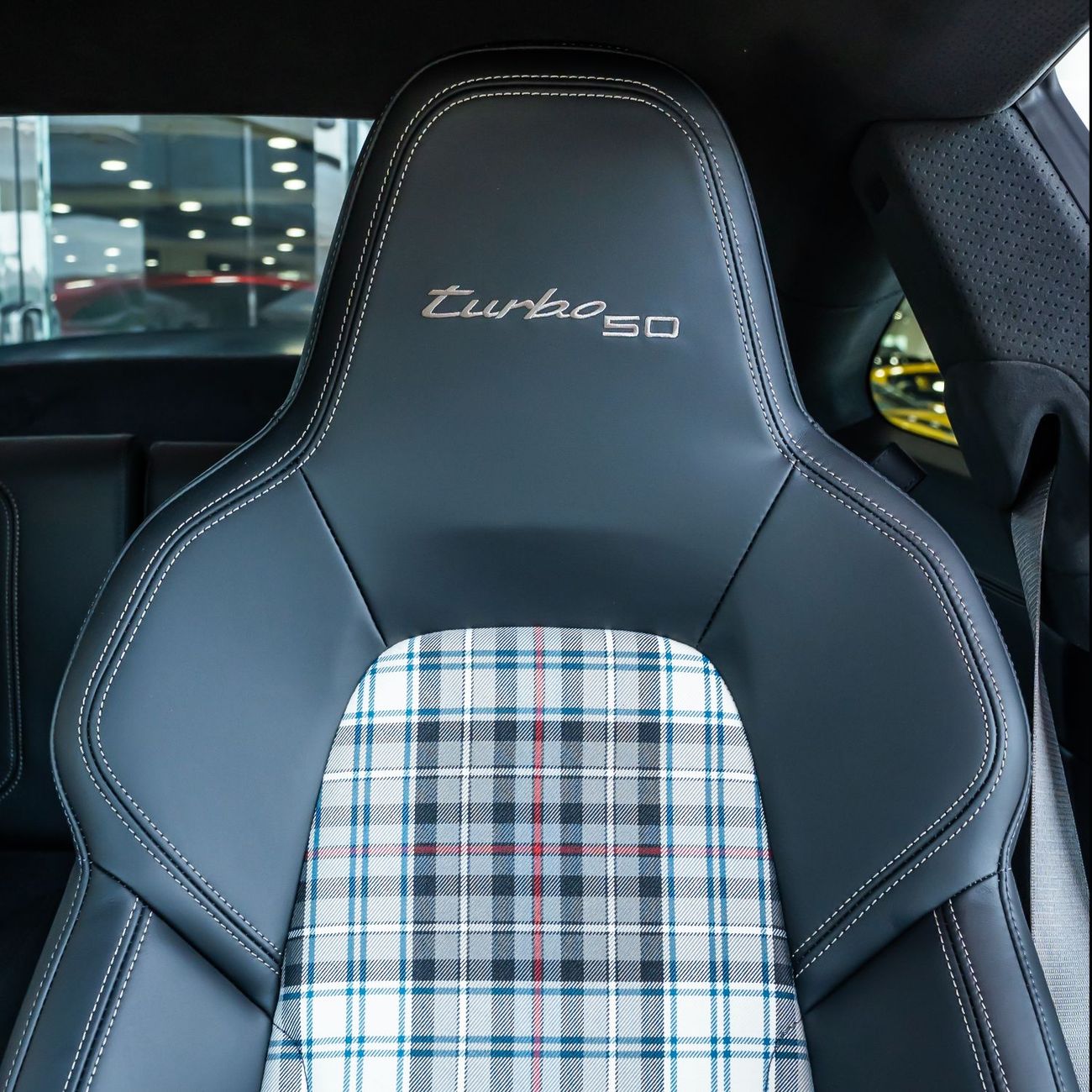 Porsche 911 TURBO 50 YEARS