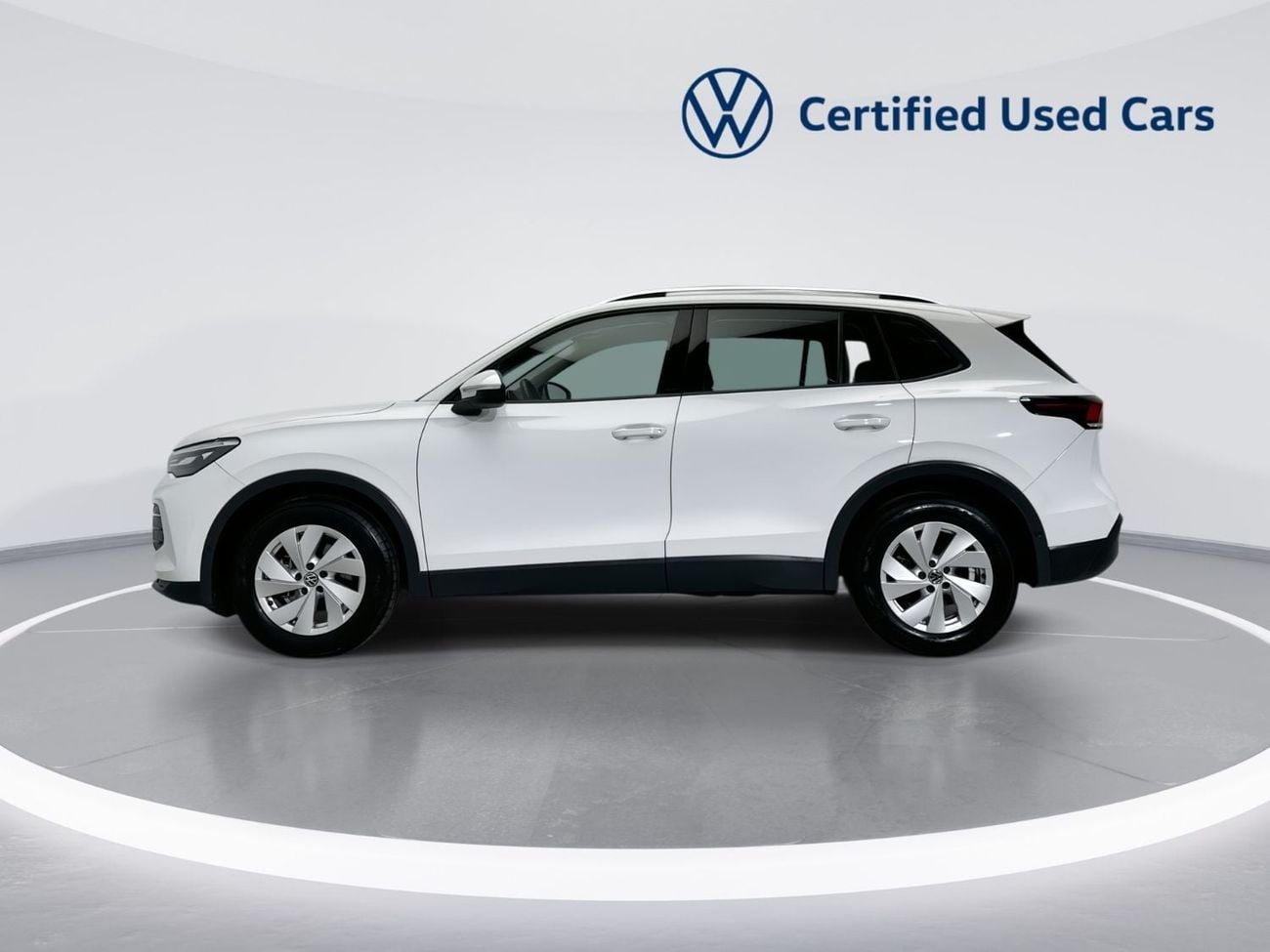 Volkswagen Tiguan LIFE Tiguan Life 1.4L | Contemporary Design | Advanced Tech | Refined Cabin | Everyday Comfort | GCC