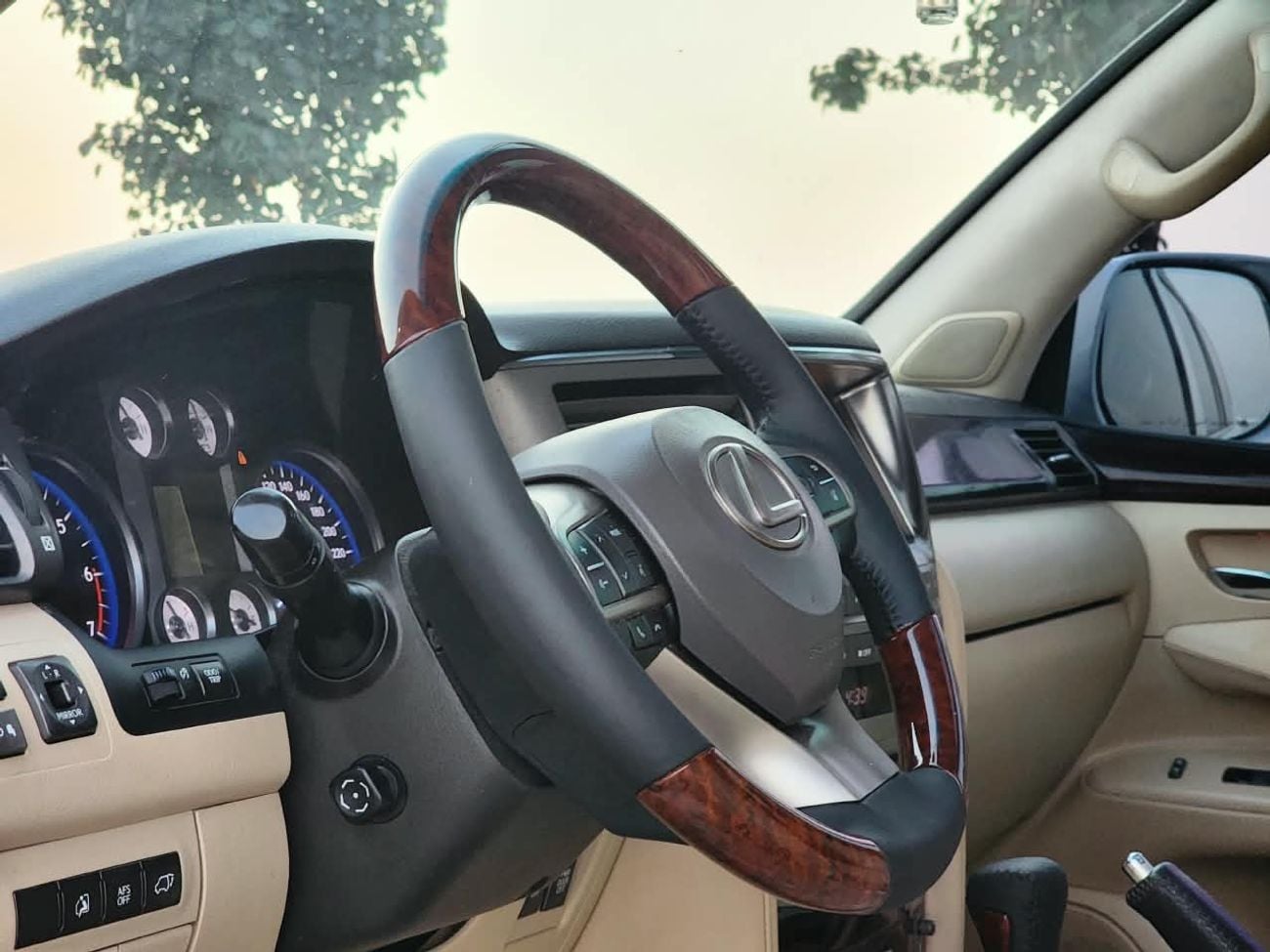 Lexus LX570 MODEL 2010 UPGRADE 2021