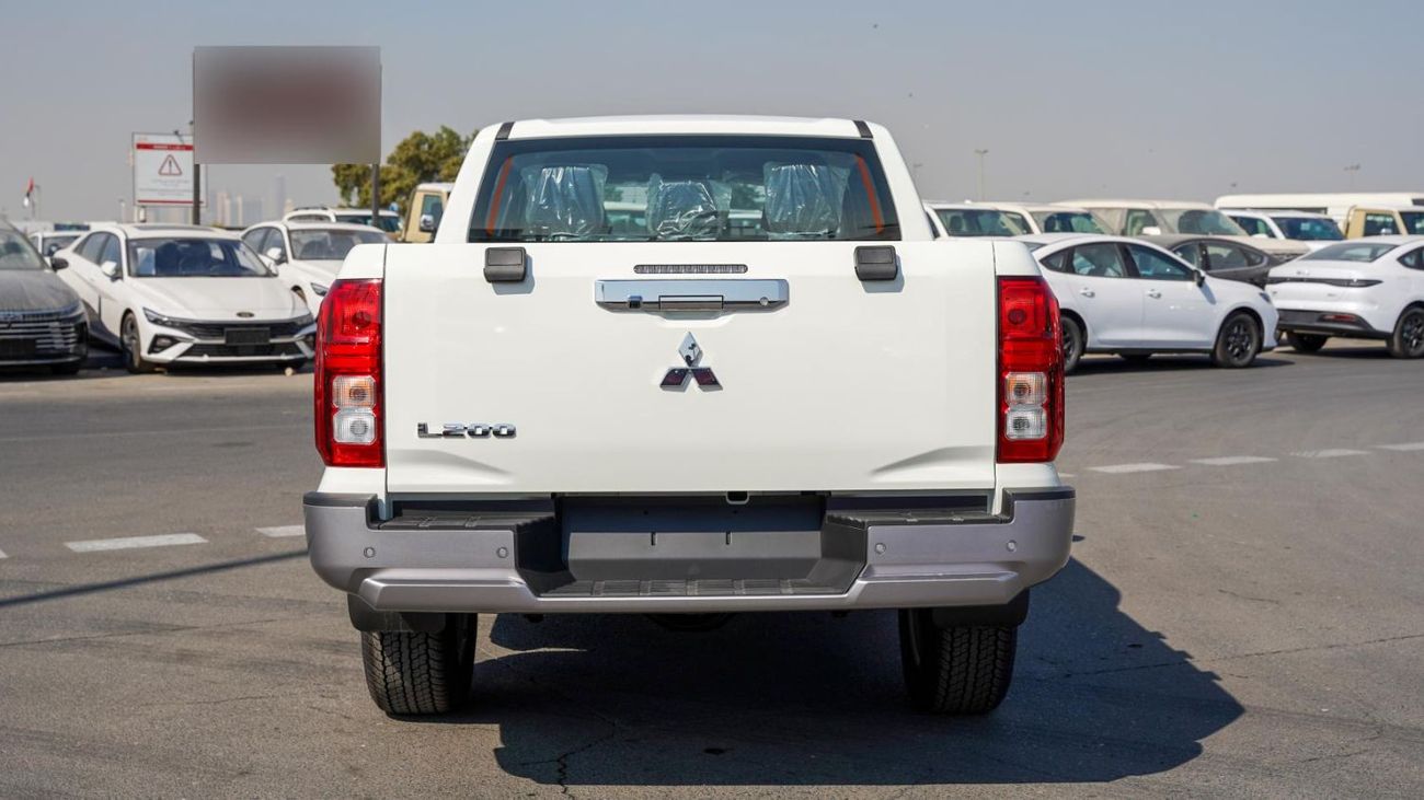 ميتسوبيشي L200 GLX جديدة كلياً – محرك ديزل توربو سعة 2.5 لتر، دفع رباعي، ناقل حركة أوتوماتيكي – C80 – موديل 2026 (دول م