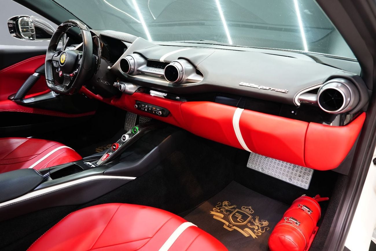 فيراري 812 GTS SUPERFAST | شاشة عرض للركاب | باقة ألياف الكربون | مواصفات دول مجلس التعاون الخليجي!!