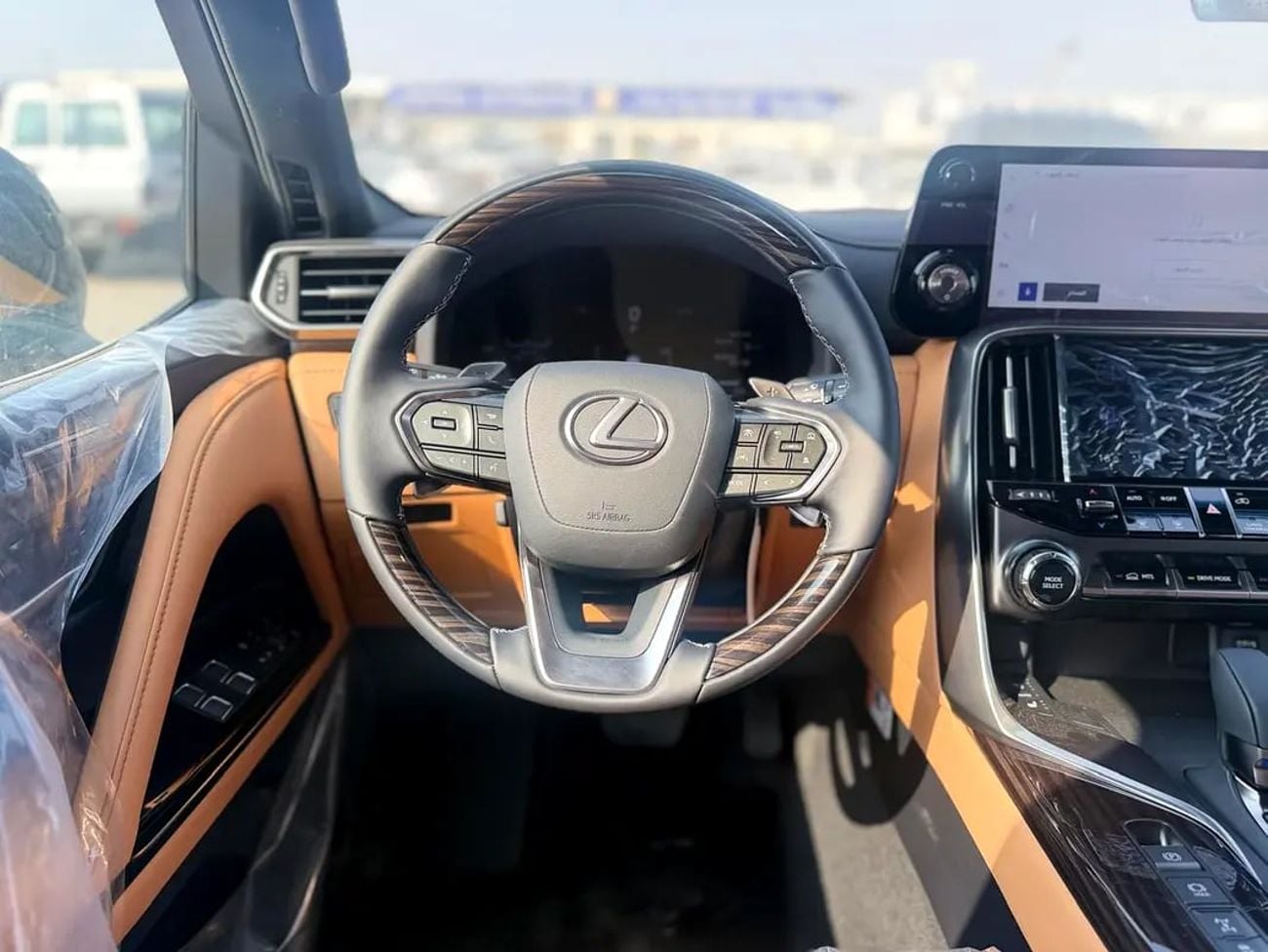 Lexus LX700h SIGNATURE | GCC Specs | Brand Hybrid Luxury SUV