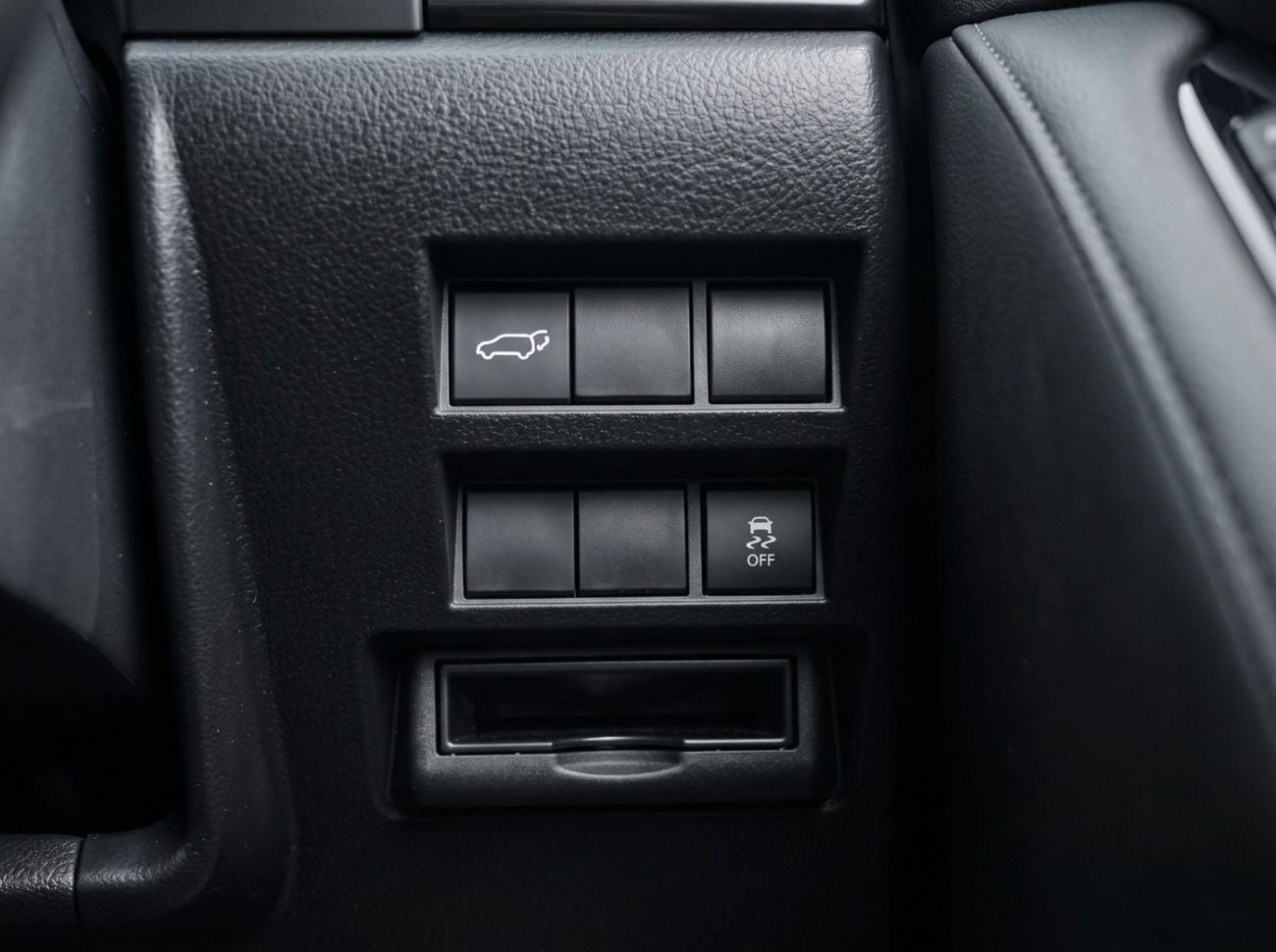 Toyota Land Cruiser VXR LC300 2026 3.3L Diesel | Brand New | Export Only