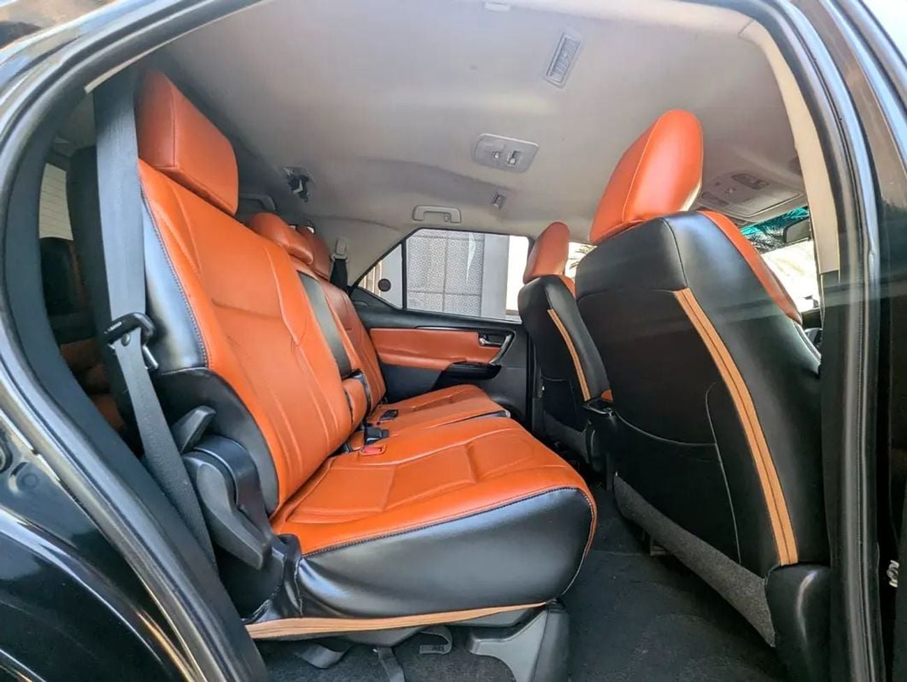 Toyota Fortuner EXR GCC Specs V4 2.7L Interior and Exterior Excellent Condition