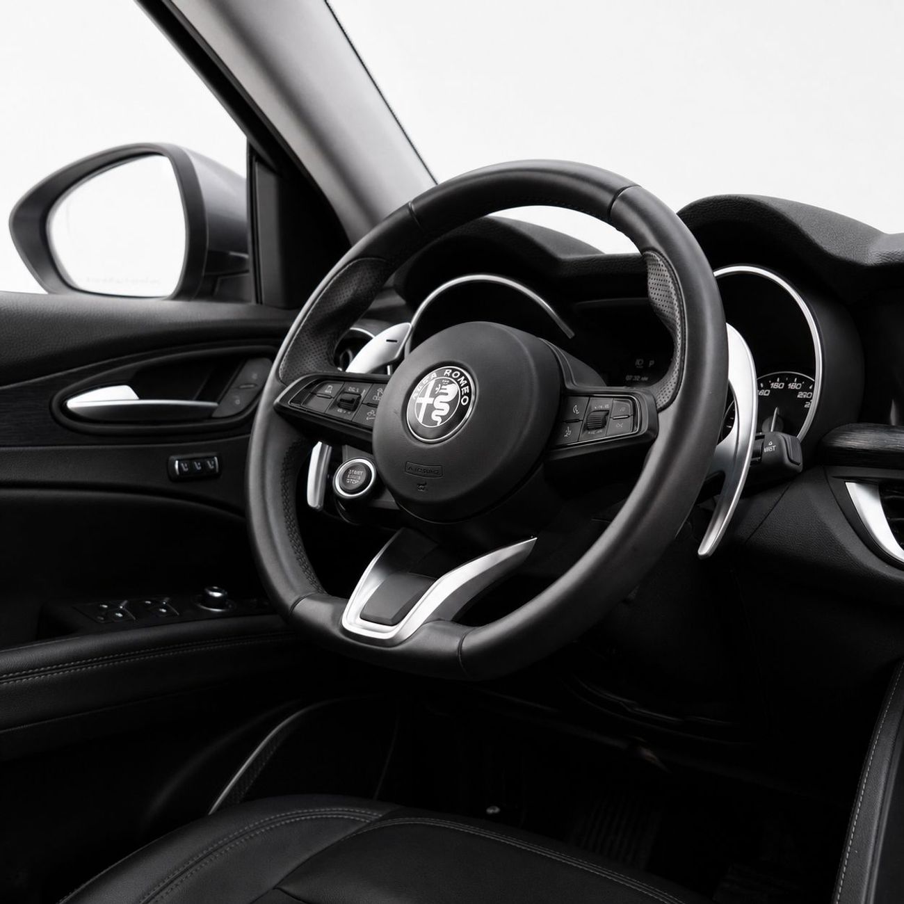 Alfa Romeo Stelvio SUPER AED 1,244 P.M • 0% Downpayment • Alfa Romeo Stelvio Super • 1 Year Warranty