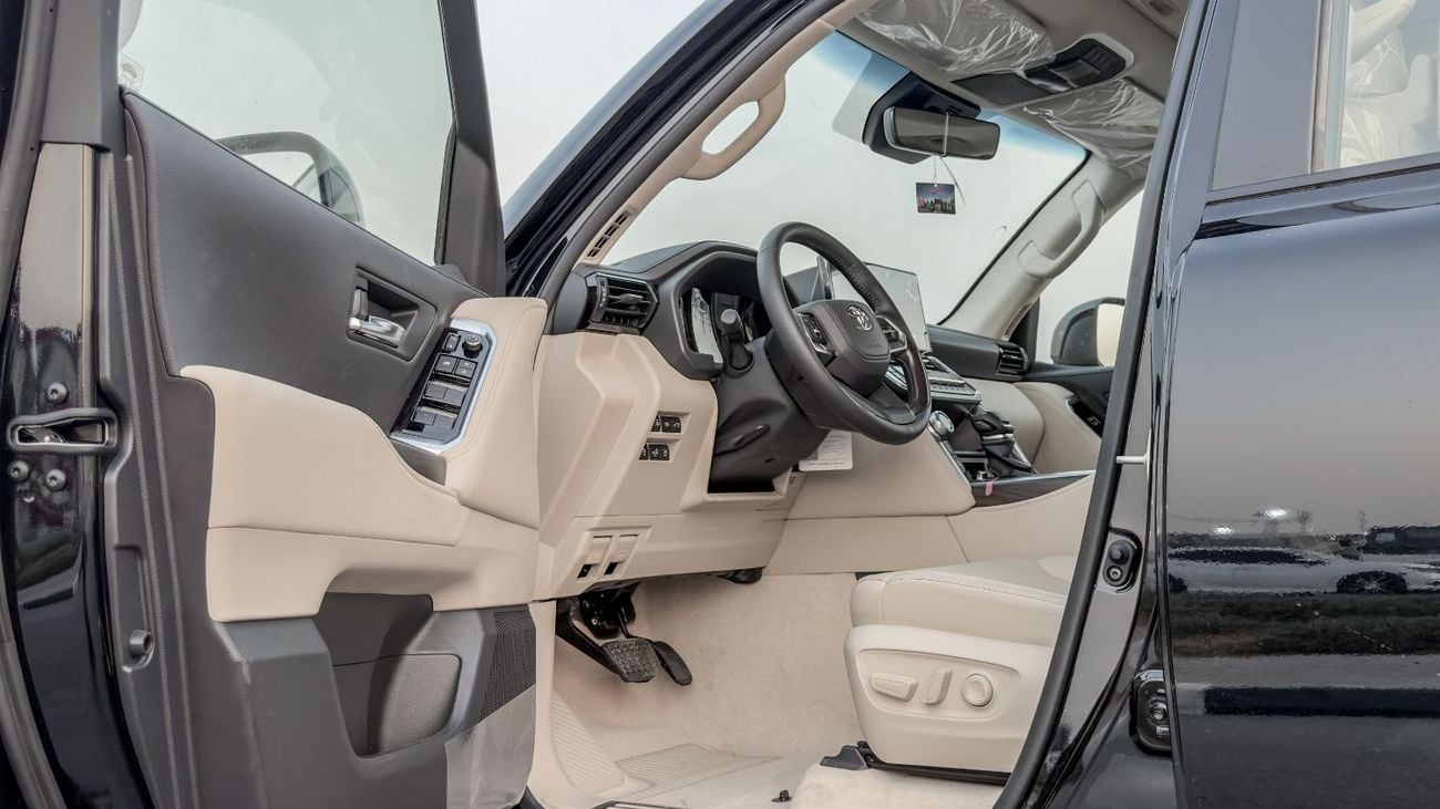 Toyota Land Cruiser GXR 2026 Toyota Land Cruiser GXR 3.5L AT Petrol (With Radar, No JBL) (Black-Beige)