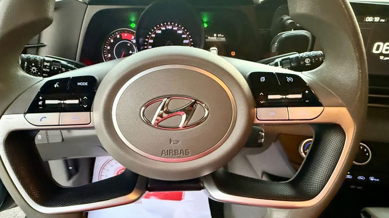 Hyundai Elantra SMART