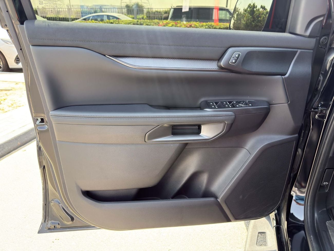 Ford Ranger RAPTOR GCC SPEC LESS KILOMETER