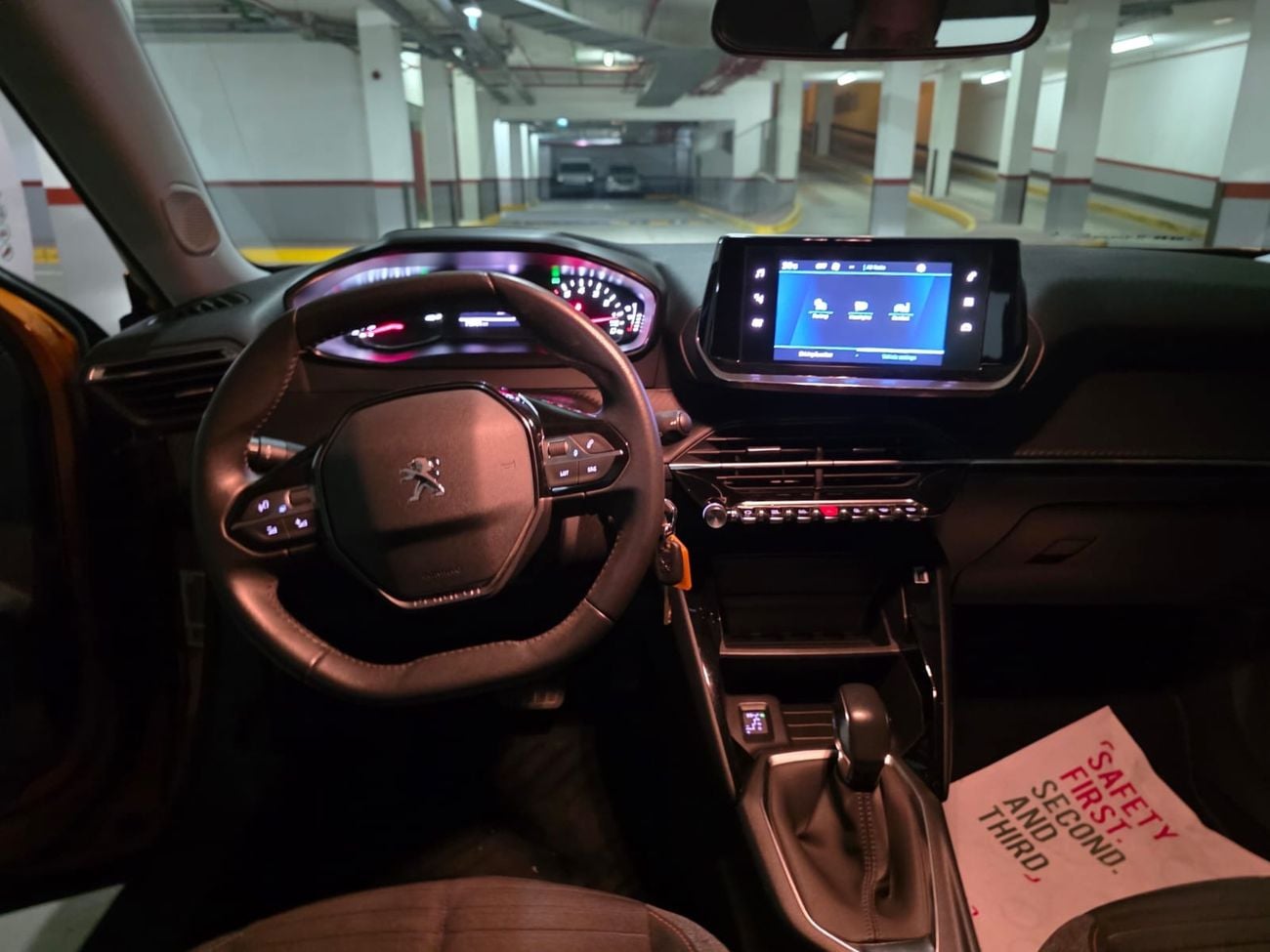 Peugeot 2008 ALLURE