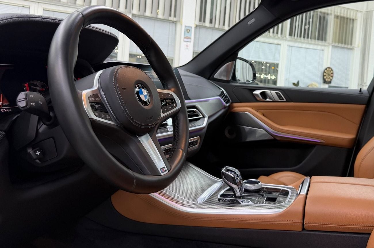 BMW X5 40i M SPORT EXCLUSIVE GCC .. FSH .. M kit .. Perfect Condition .. V6