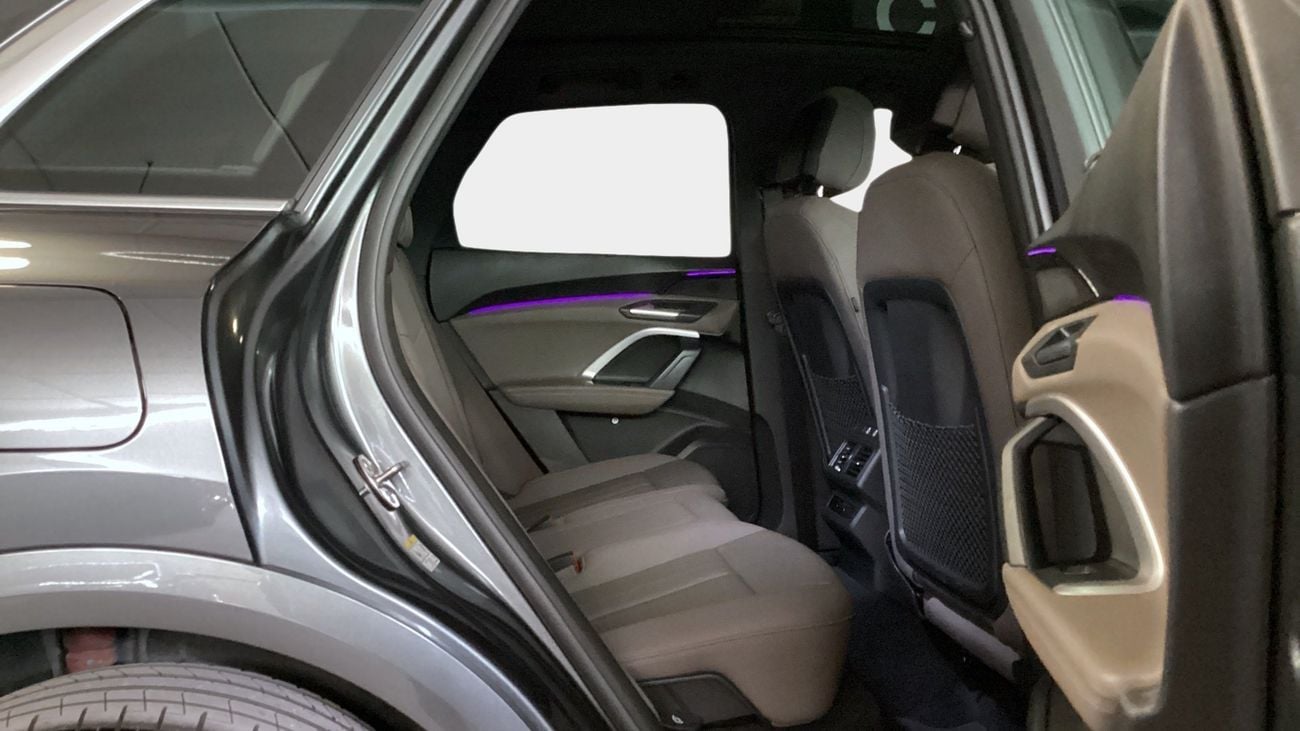 Audi Q5 45 TFSI S-LINE | Guaranteed Warranty | 0 Down Payment