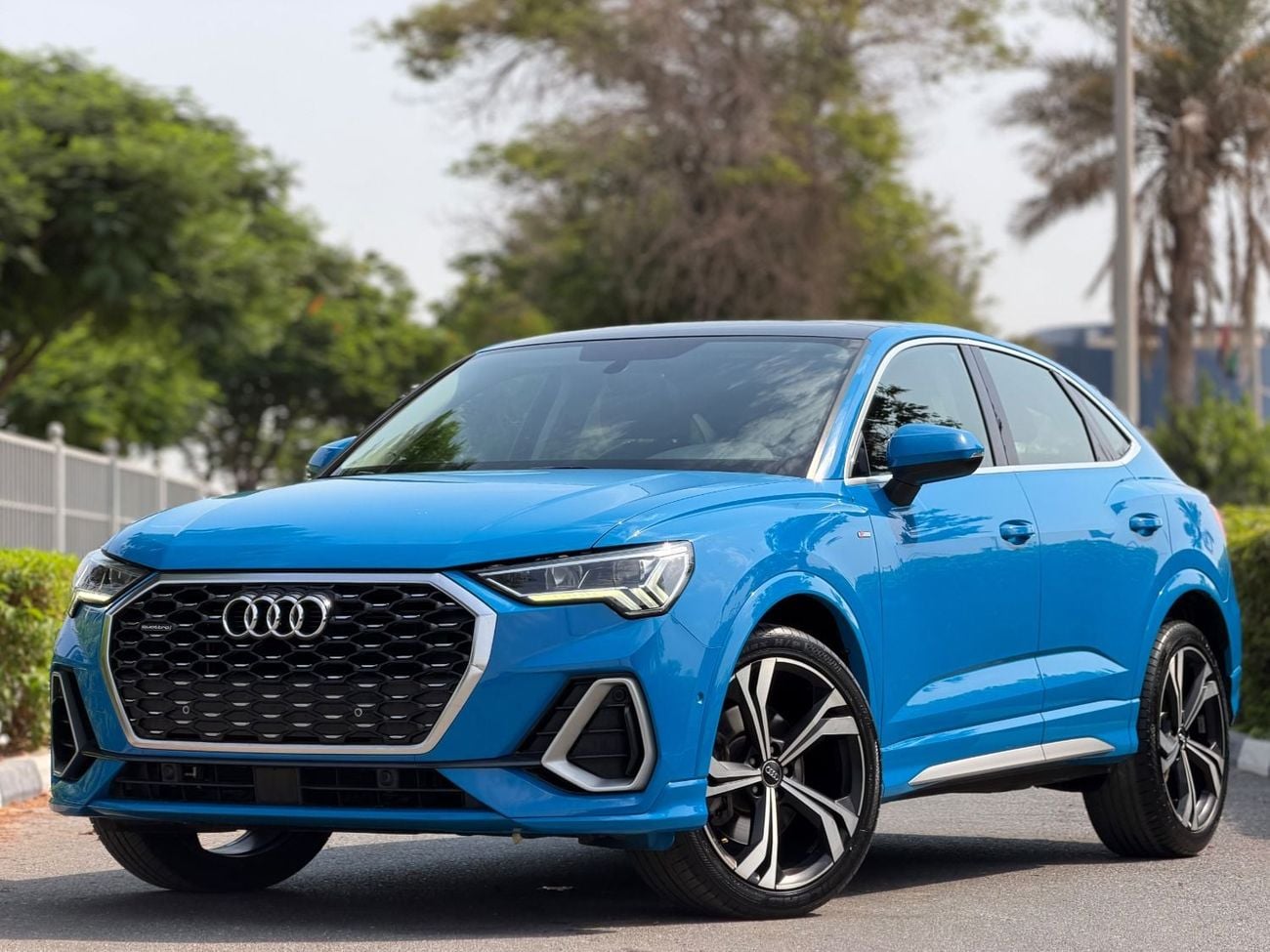 Audi Q3 40 TFSI S-LINE Audi Q3 2020 Gcc Sline perfect color
