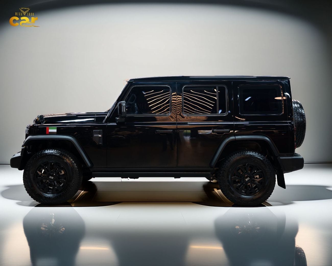 212 T01 Adventurer