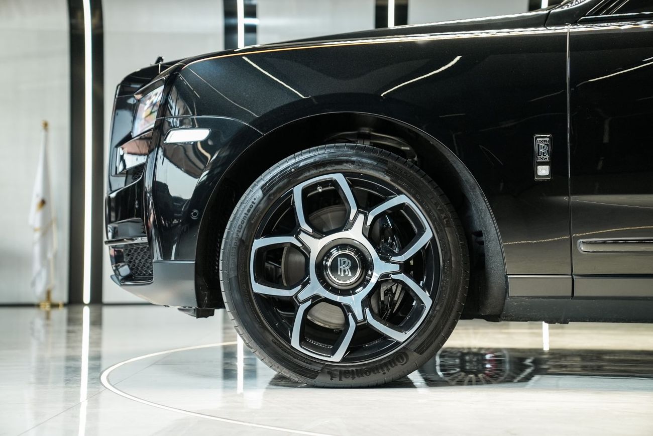 Rolls Royce Cullinan BLACK BADGE
