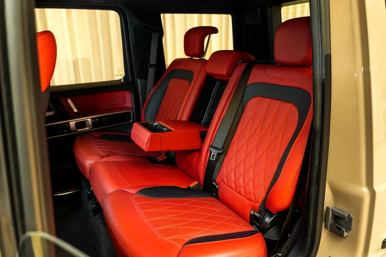 مرسيدس بنز G 63 AMG G MANUFAKTUR | FULL OPTIONS | FULL AGENCY SERVICE HISTORY | EXCELLENT CONDITION