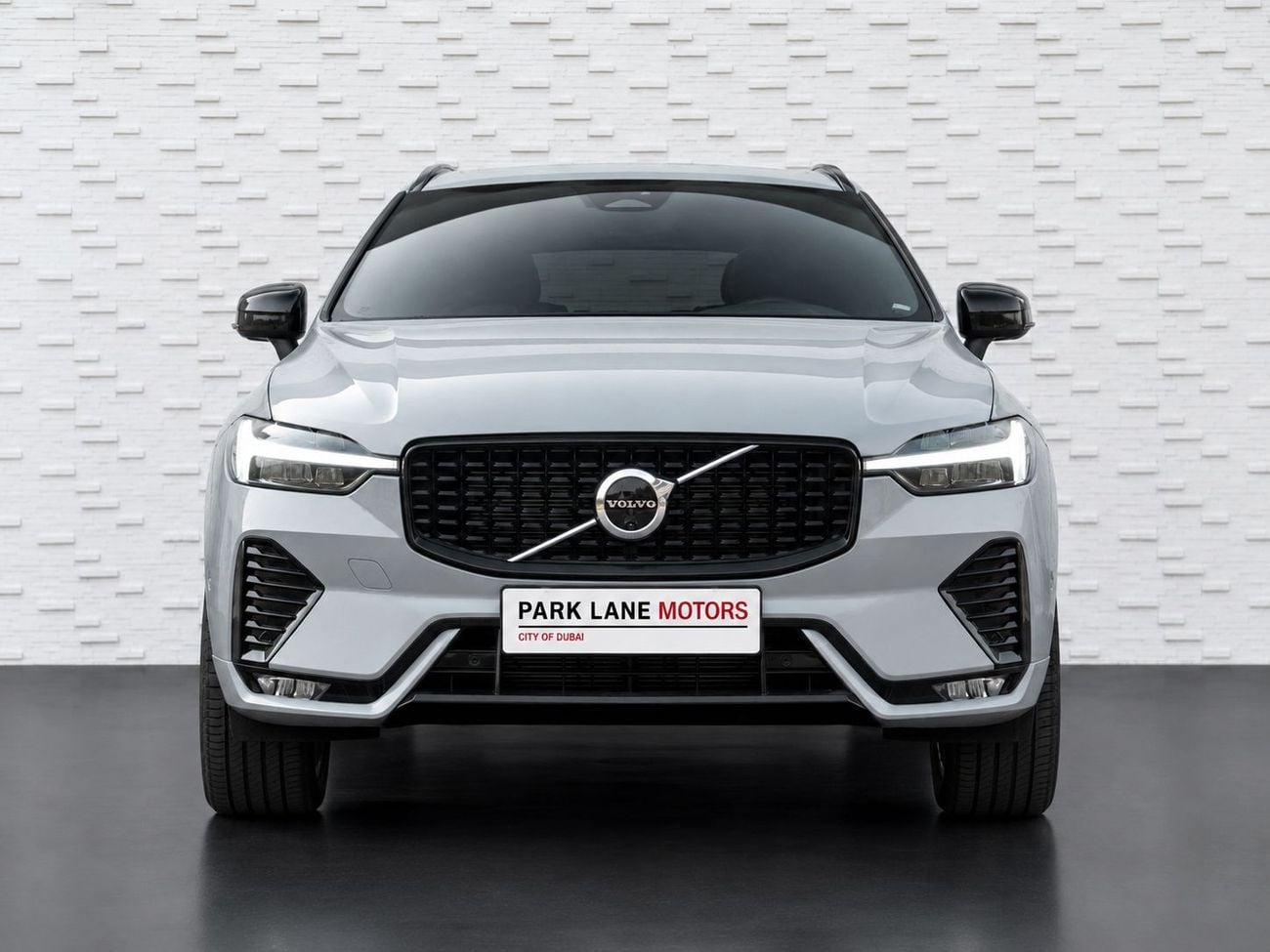 Volvo XC60 ULTIMATE DARK LE Volvo XC60 B5 2024 GCC specs