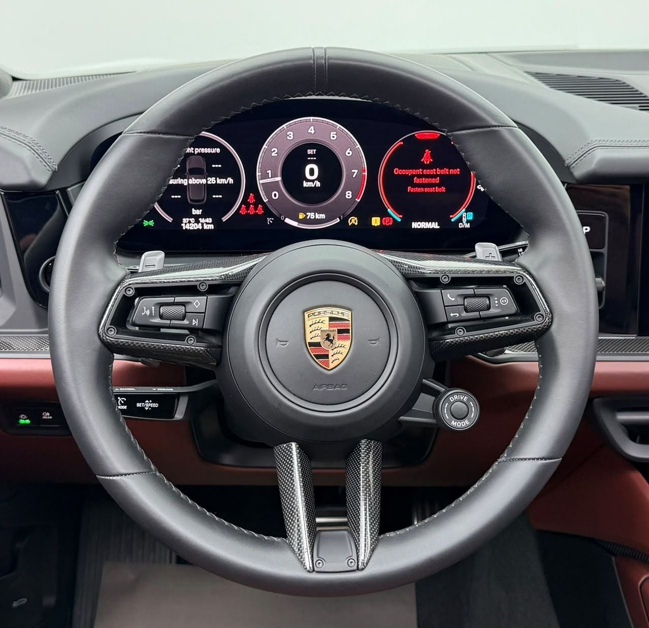 بورش كايان GTS بورش كايين جي تي إس موديل 2025، ضمان بورش ساري حتى 2027، سجل صيانة كامل لدى بورش، عداد كيلومترات منخ