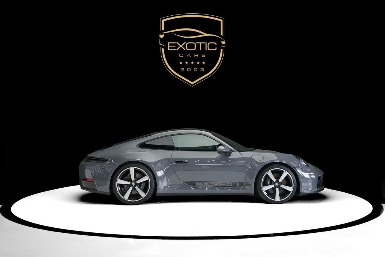 Porsche 911 CARRERA