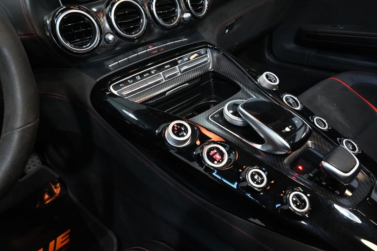 Mercedes Benz AMG GT C 2018 Mercedes-AMG GT C Roadster, Full Service History, Excellent Condition, GCC