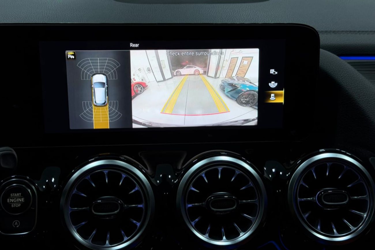 مرسيدس بنز GLA 200 AMG