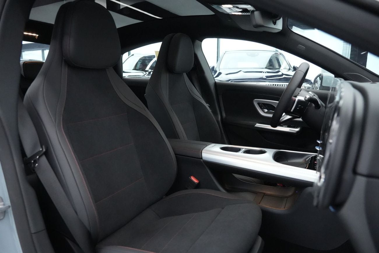 مرسيدس بنز CLA 200 AMG