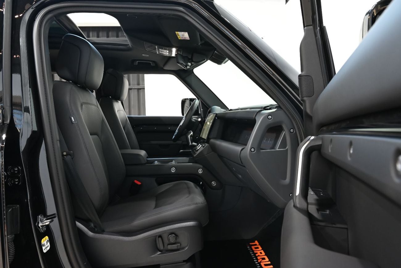 Land Rover Defender 110 X-DYNAMIC HSE P400 2026 Land Rover Defender 110 X-Dynamic HSE P400, 5 Years Land Rover Warranty, Brand New*, GCC