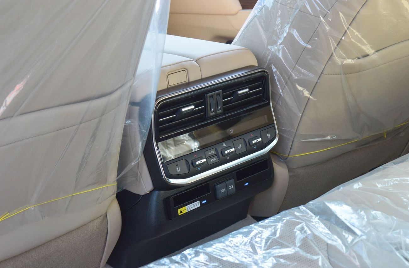 تويوتا لاند كروزر في إكس LAND CRUISER 4.0L 4WD PETROL SUV 2026