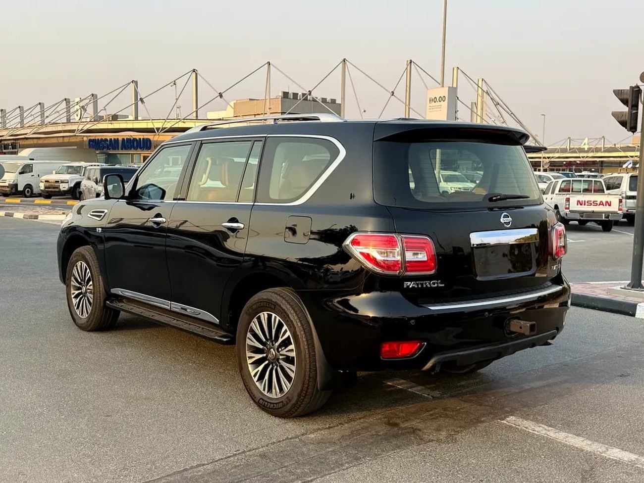 Nissan Patrol LE GCC Specs