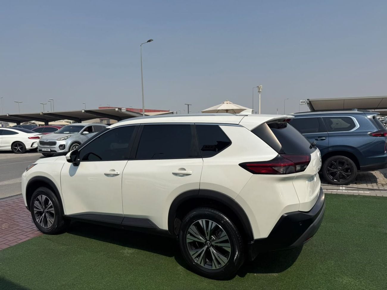 Nissan Rogue PLATINUM Full - panoramic view - 360 camera