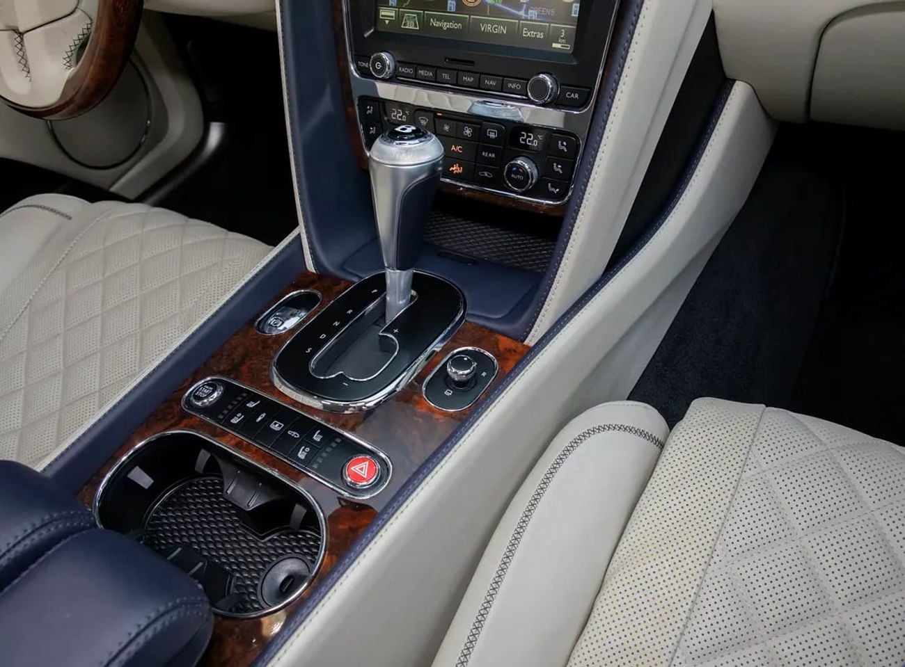 Bentley Flying Spur W12 Rare W12 • Full Service History • 6.0L W12 S • GCC Specs