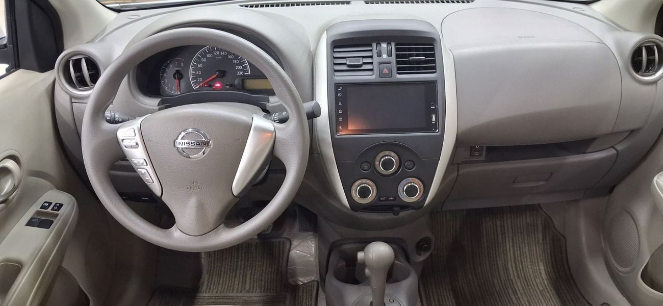 Nissan Sunny SV