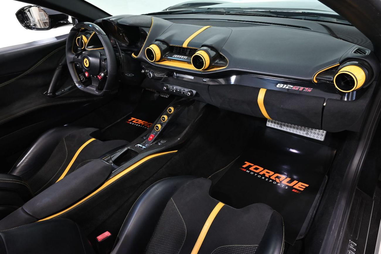 فيراري 812 GTS GTS فيراري 812 GTS موديل 2021، سجل صيانة كامل (الطاير)، طلاء أصلي، طبقة حماية كاملة، ملكية نظيفة