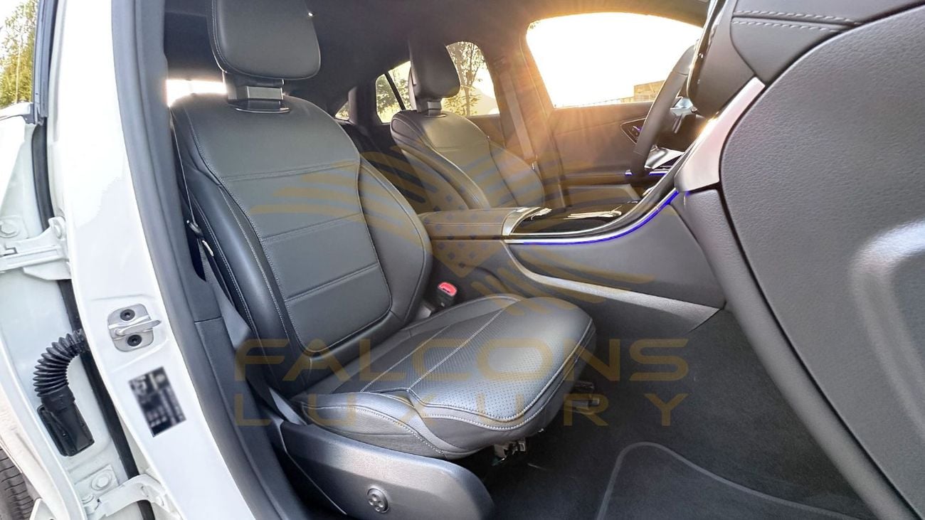 مرسيدس بنز GLC 300 4MATIC مرسيدس بنز GLC كوبيه GLC 300 موديل 2025 - المواصفات الكورية