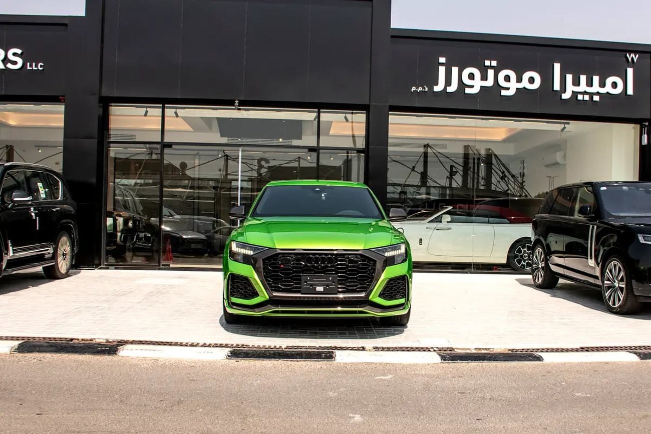 Audi RSQ8 4.0 TFSI quattro Carbon Black Edition - Japanese Specs