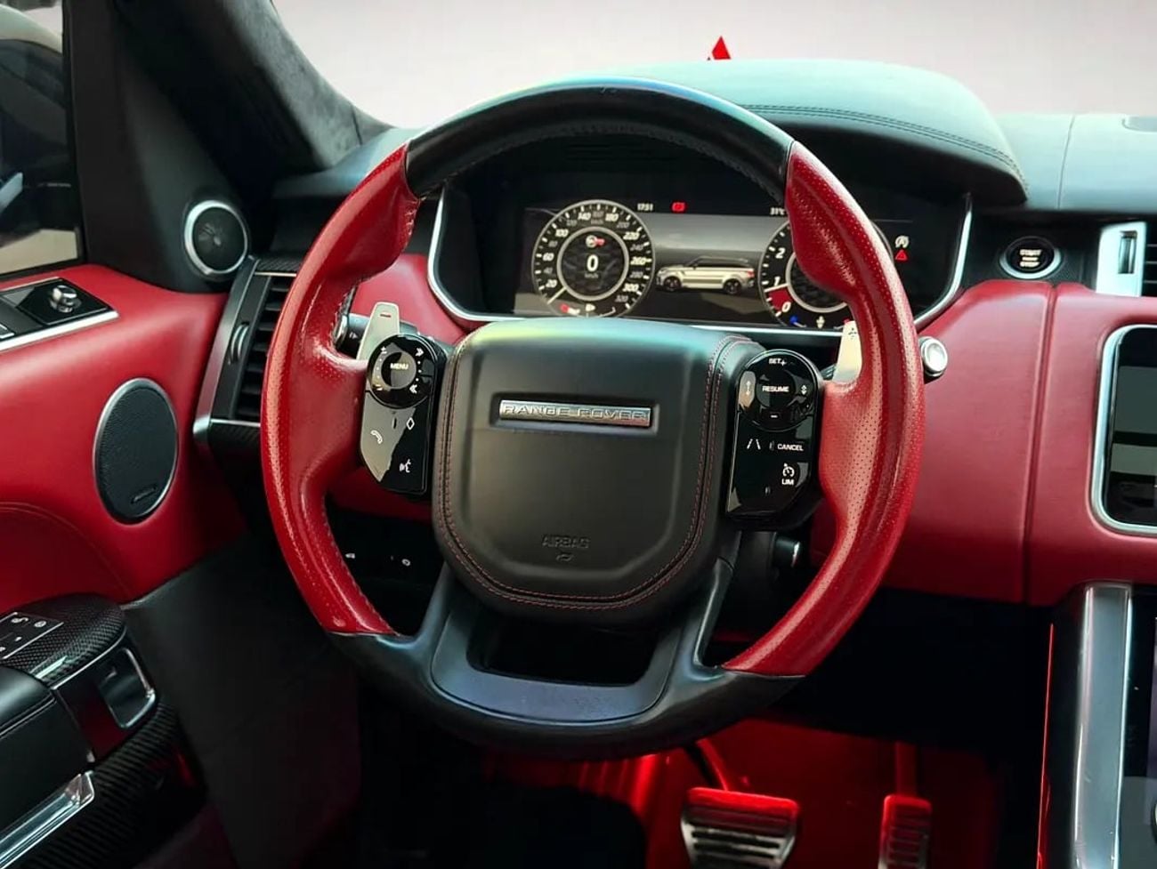 Land Rover Range Rover Sport SVR | 5.0L SUPERCHARGED V8 | 575 HP | GCC | | ORIGINAL PAINT