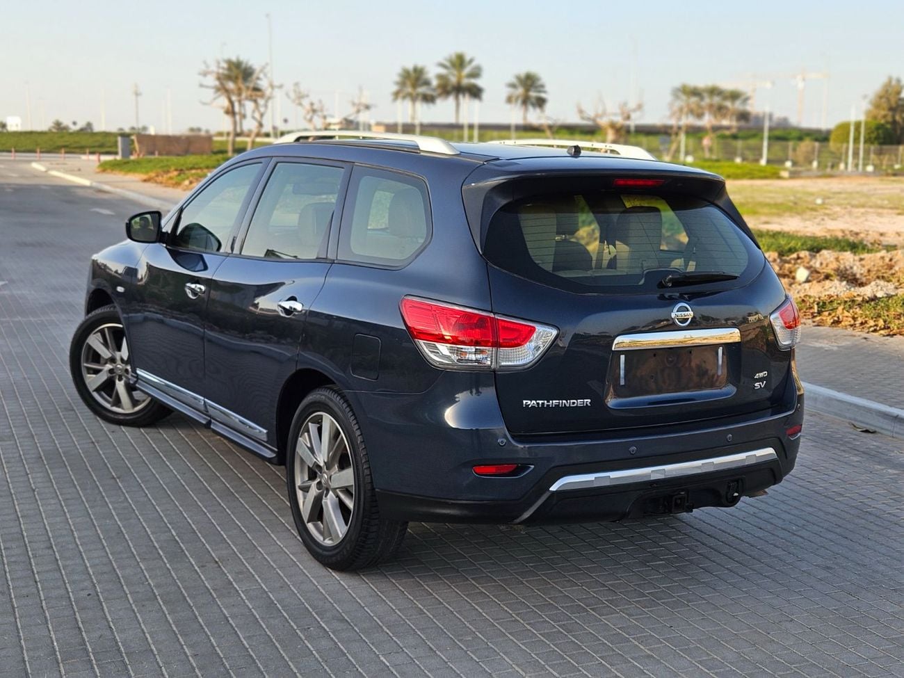 نيسان باثفايندر SV