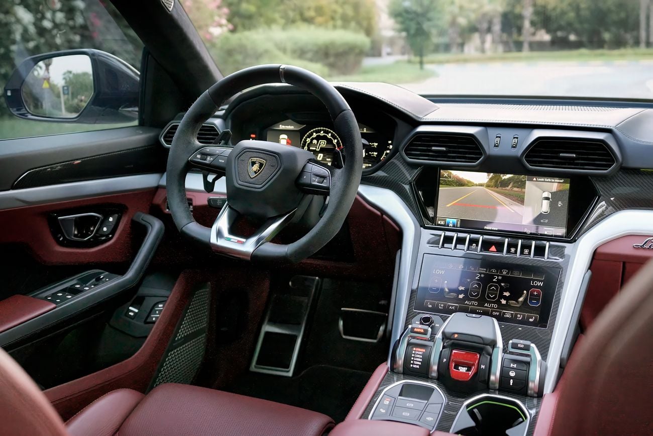 لامبورغيني اوروس STANDARD