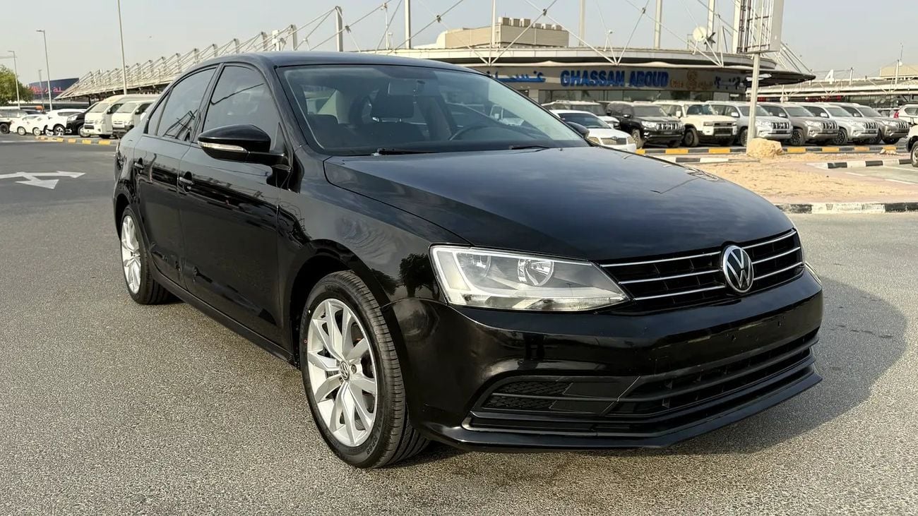 Volkswagen Jetta SE GCC Specs , excellent condition