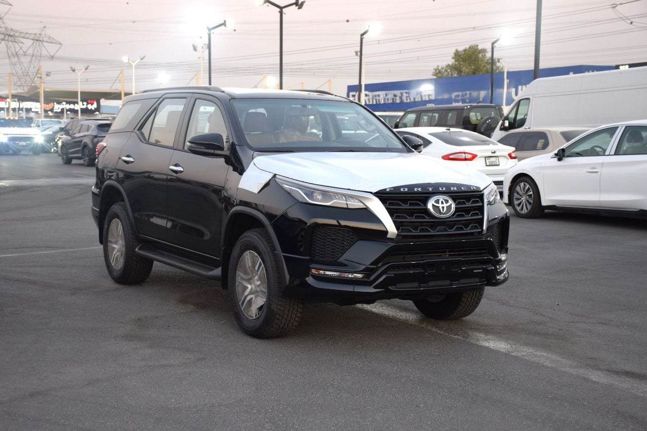 Toyota Fortuner SR5