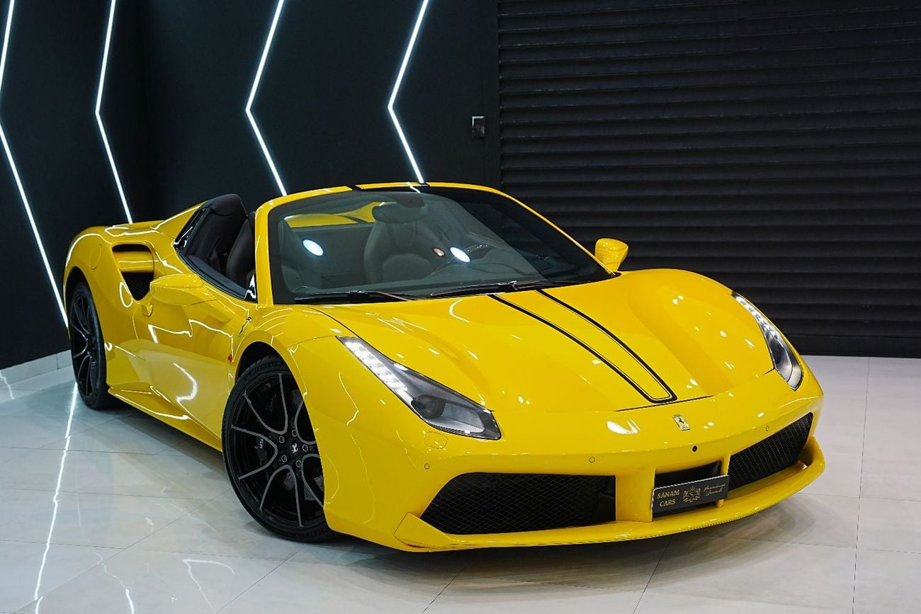 Ferrari 488 Spider STANDARD Carbon Fiber Pack, Passenger Display, JBL Audio, GCC Specs!!