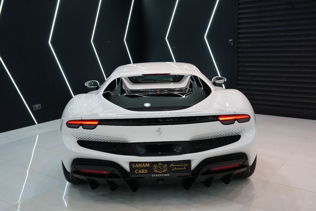 فيراري 296 GTB GTS حزمة أنظمة مساعدة السائق المتقدمة الكاملة، نظام أبل كاربلاي، نظام صوت JBL، تصميم داخلي من ألياف الكر