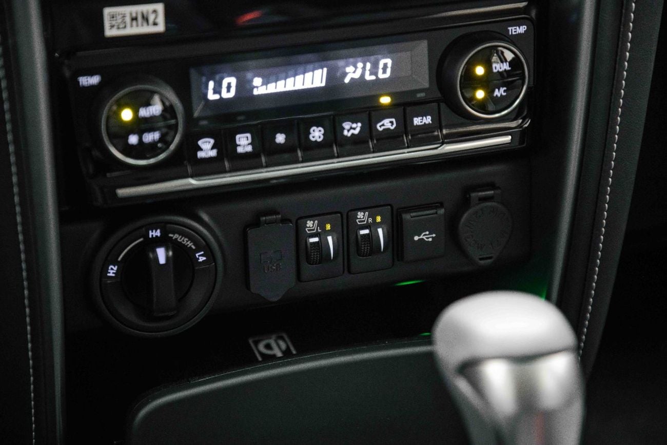 Toyota Fortuner SR5 4.0L - Attitude Black Inside Black | Export