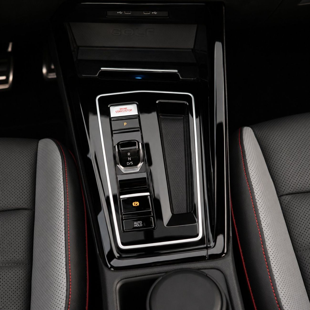 فولكس واجن جولف GTI P2 AED 2,203 P.M • 0% Downpayment • VW Golf GTI P2 • 1 Year Warranty