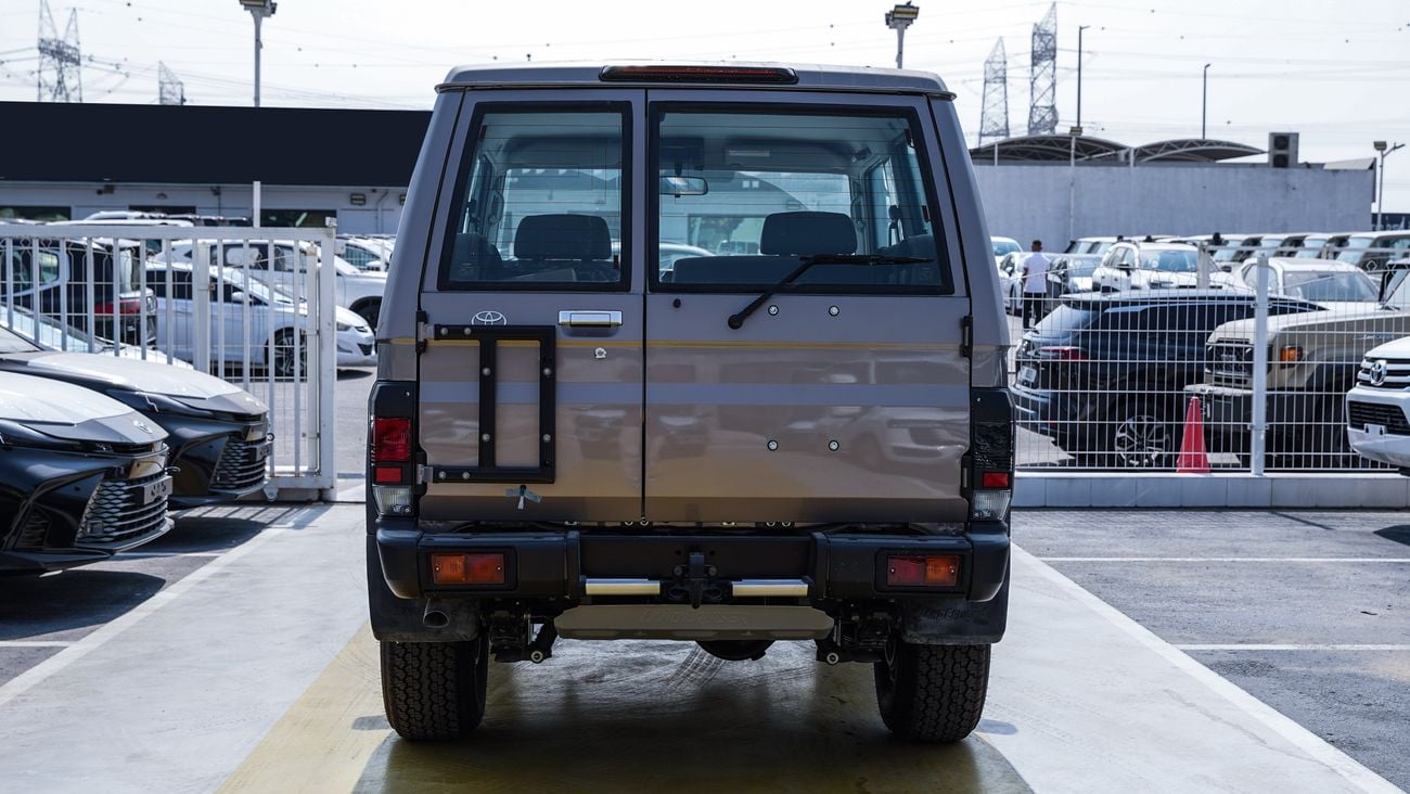 Toyota Land Cruiser 70