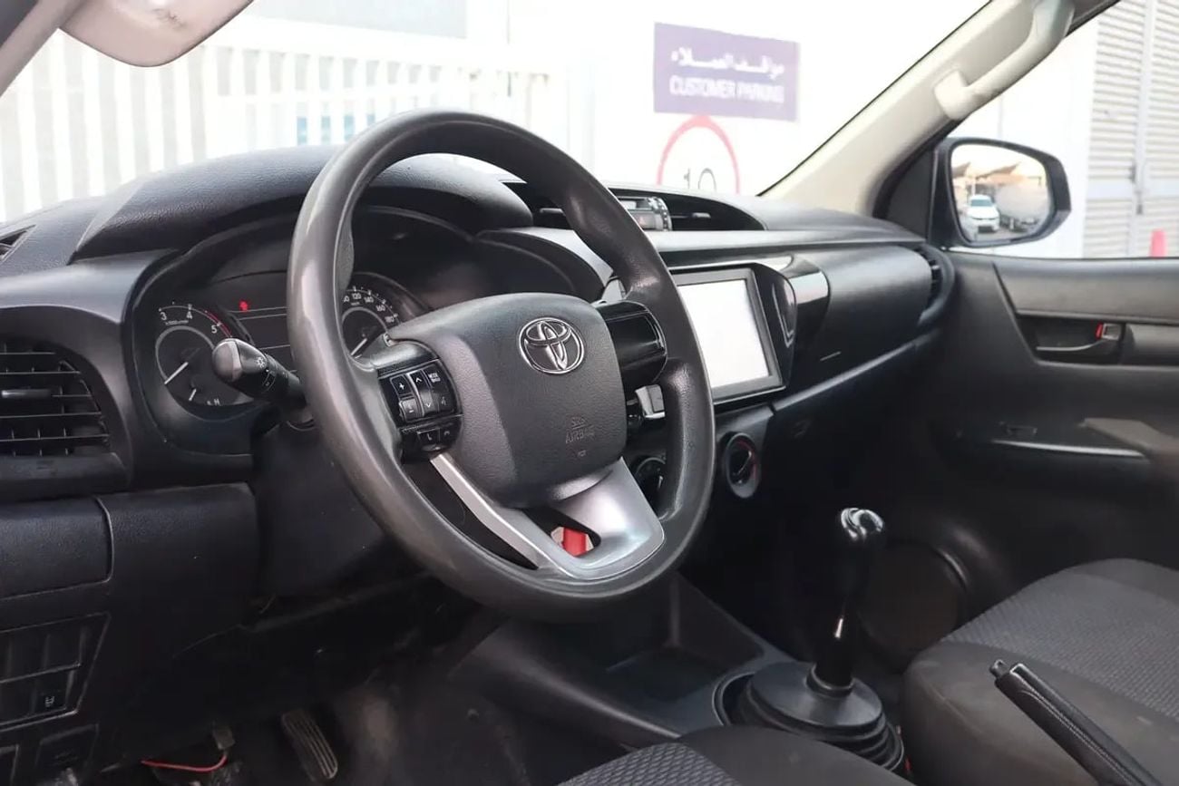 تويوتا هيلوكس GLX Toyota Hilux 2022 مواصفات خليجية