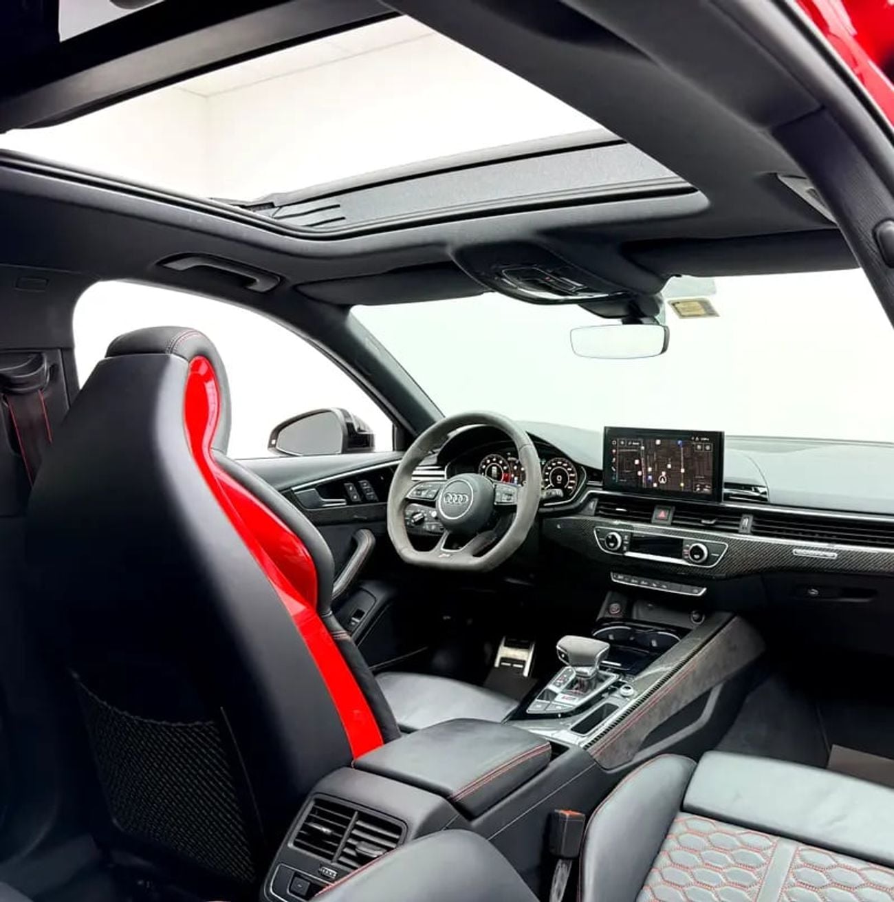 Audi RS4 Warranty + Service Pack, Full Service History, Fully Loaded, GCC