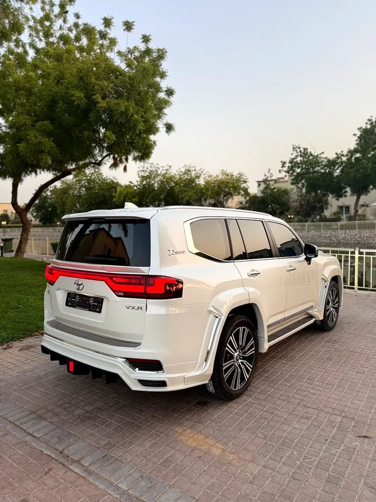 تويوتا لاند كروزر VIP EDITION Wild Body GCC SPECS, Brand