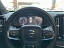 فولفو XC 40 R DESIGN فولفو XC40 T4 موديل 2020 بمواصفات خليجية، كروس أوفر فاخرة بتصميم رياضي وتجهيزات أمان وراحة متقدمة، م